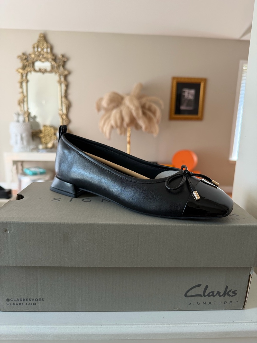 New Clarks Black Genuine Leather Ballet Flat with Patent Toe Cap